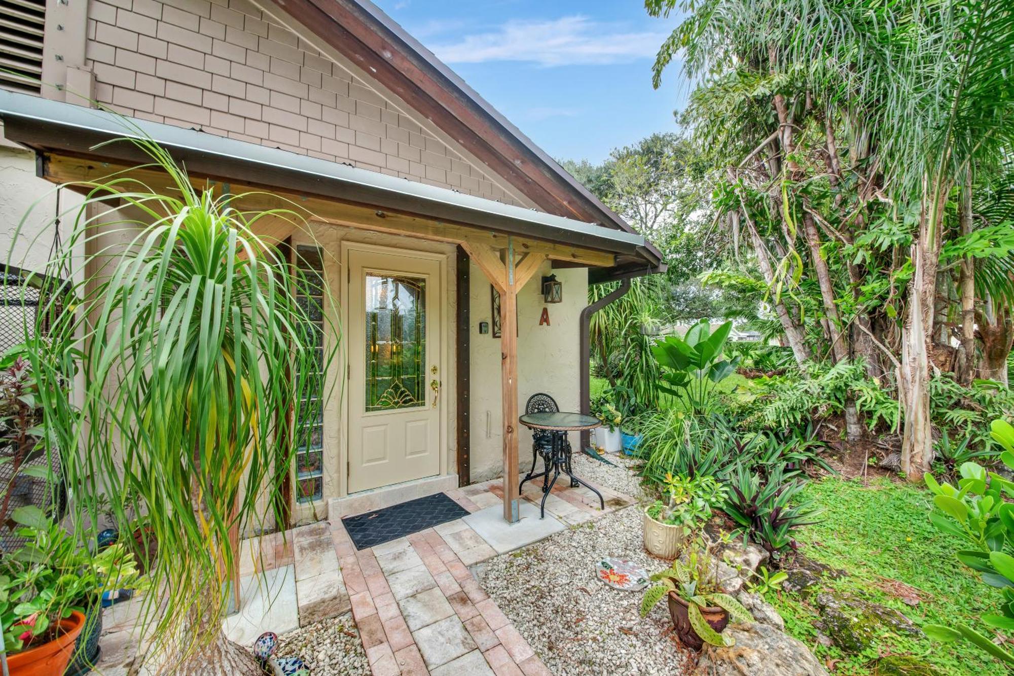 La Quiete Cove For One Bed & Breakfast Lake Worth Beach Bagian luar foto