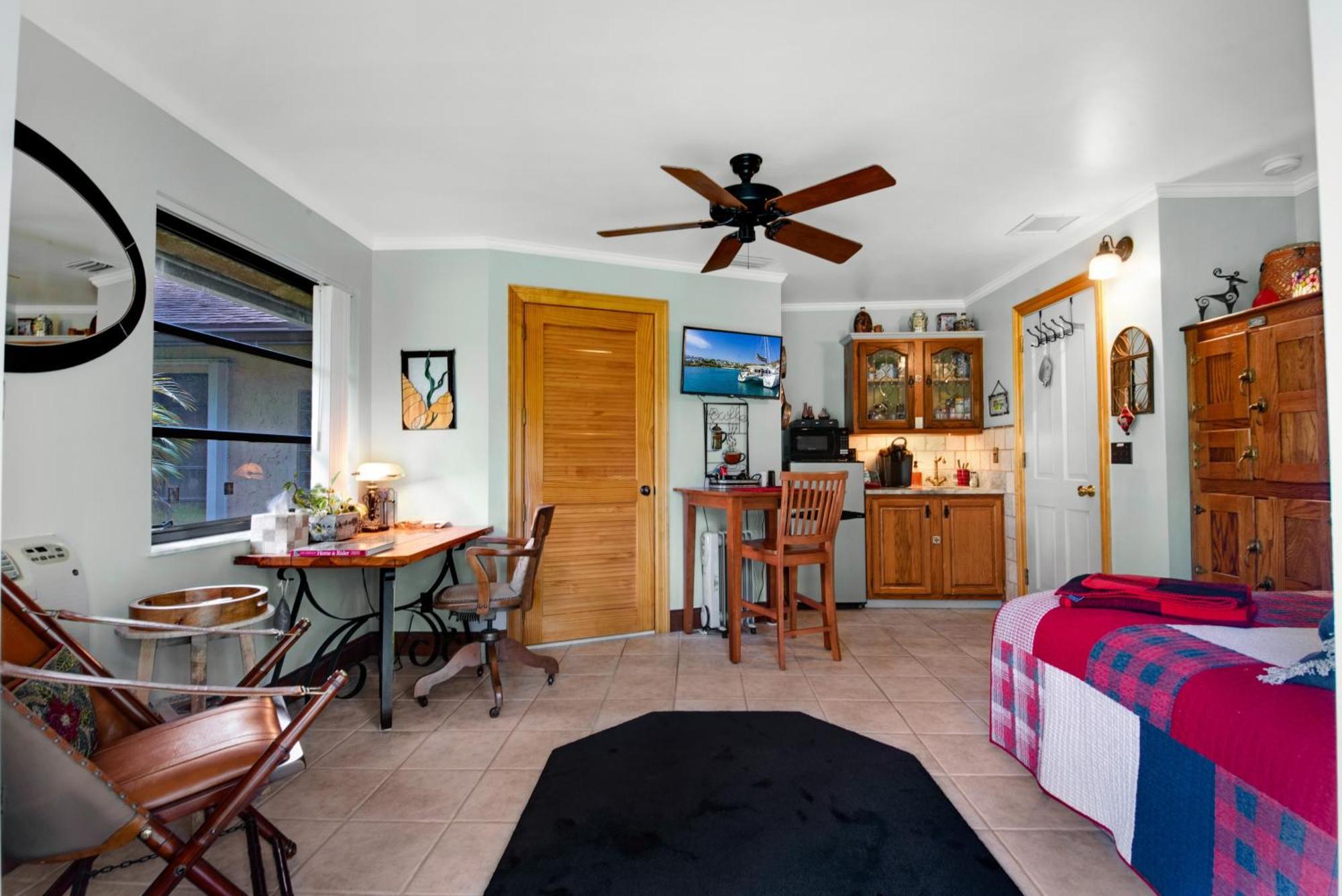La Quiete Cove For One Bed & Breakfast Lake Worth Beach Bagian luar foto