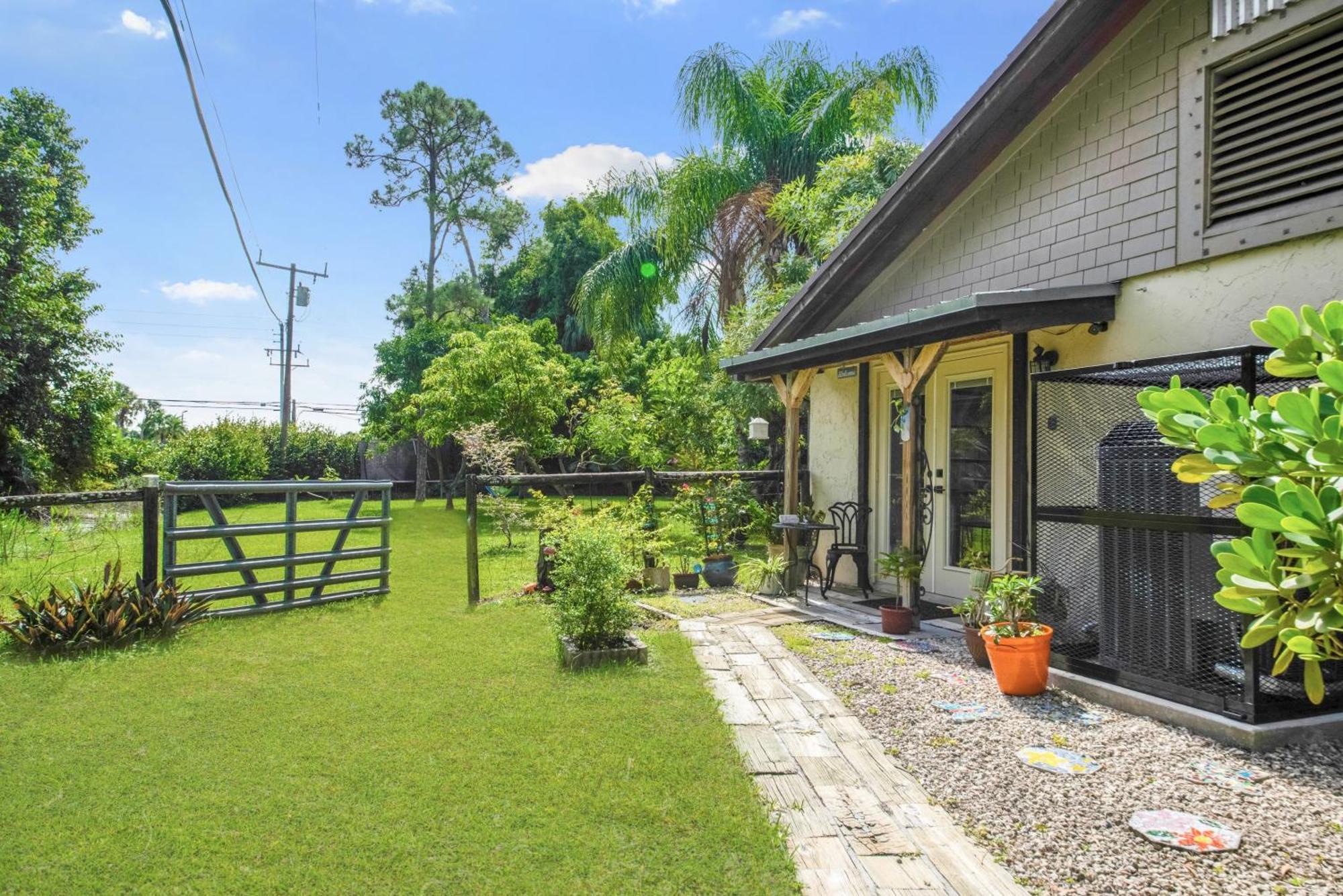 La Quiete Cove For One Bed & Breakfast Lake Worth Beach Bagian luar foto